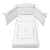 Erbesi Bubu White Bedding Set